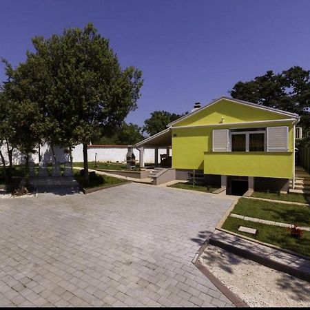 Kuca Za Odmor Dean Pavicini Exterior foto